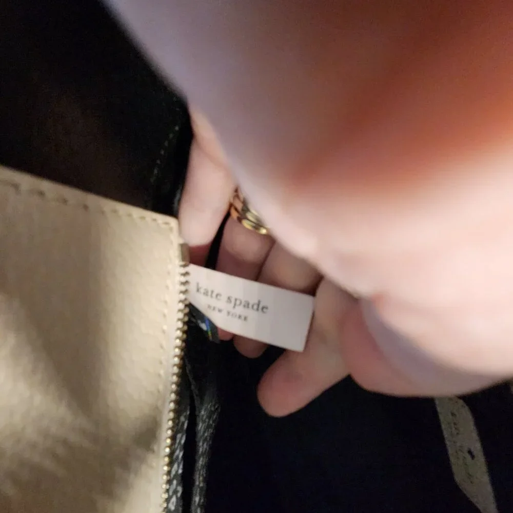 Like New Kate Spade NY Leather Crossbody Bag Handbag Purse